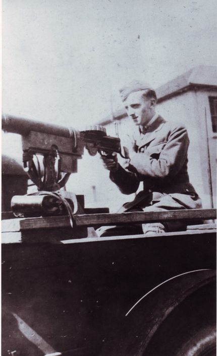 Machine Guns on Winnipeg Streets