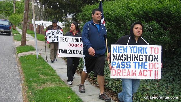 Growing Support for DREAM Act — Is this a Solution for Young Immigrants?