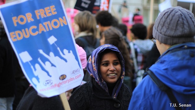 Britain: Video of Student Demo — Massive Student Demo Expresses Anger Against Cuts