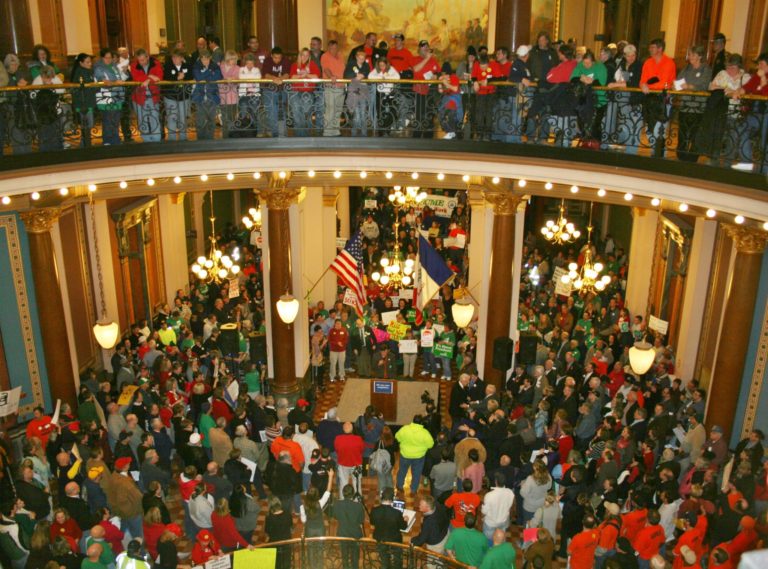 For Iowa GOP, Right-to-Work Isn’t Enough