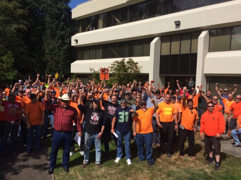 Seattle Union Cement Truck Drivers Show the Power of a Strike