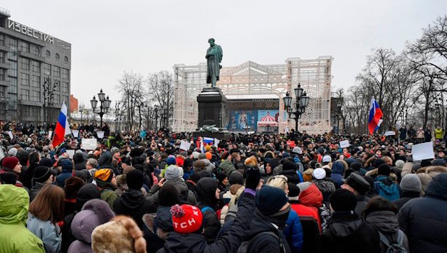 Youth Protests Take Place Ahead of Russia’s ‘No-Choice’ Presidential Election