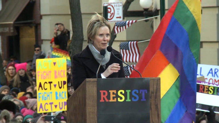 Cynthia Nixon Challenges Establishment Democrats in New York State
