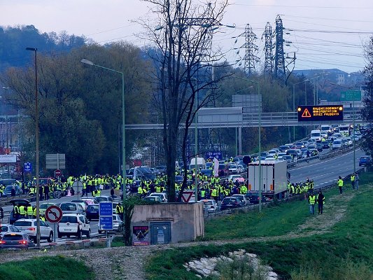 Gilets_Jaunes_Dec_18