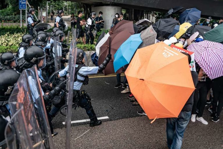 Hong Kong Political Crisis Deepens