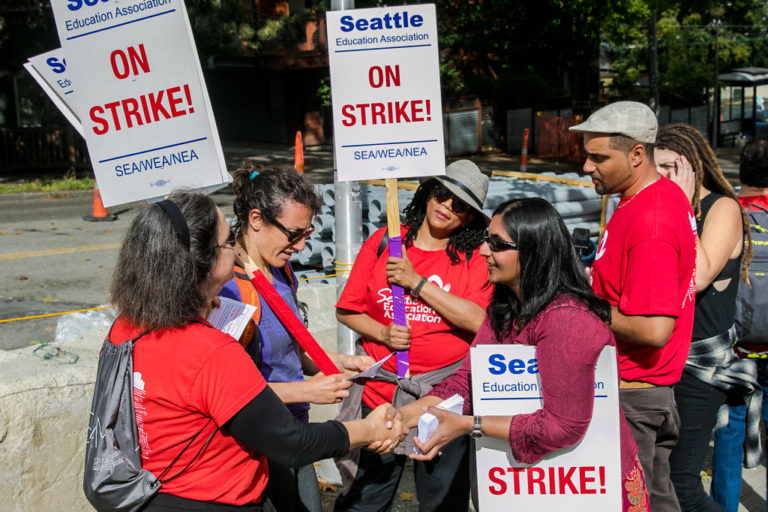Seattle Teachers’ Union Backs Kshama Sawant