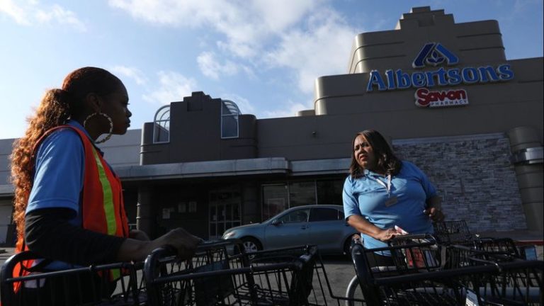 Southern California Grocery Workers Authorize Strike