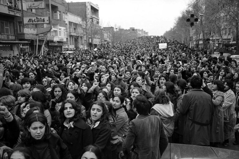 When the Iranian Masses Deposed a Dictator – The 1979 Revolution Didn’t Have to End in a Religious State