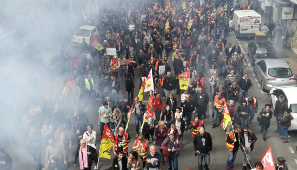France: Massive Support for General Strike Against Pension “Reform”