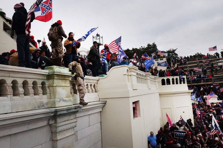 We Need Mass Demonstrations Against the Far Right