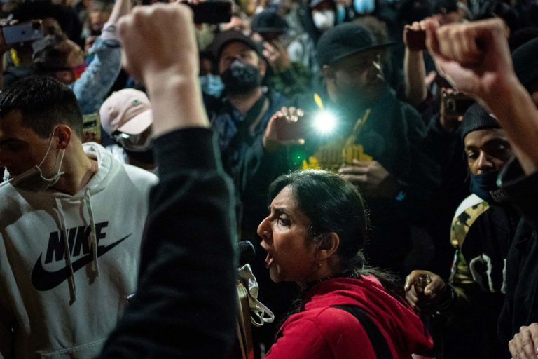 Stand with Kshama Sawant – Defend the Right to Protest!