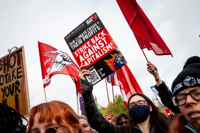 International Socialists Mobilize in Glasgow for COP26 Protests