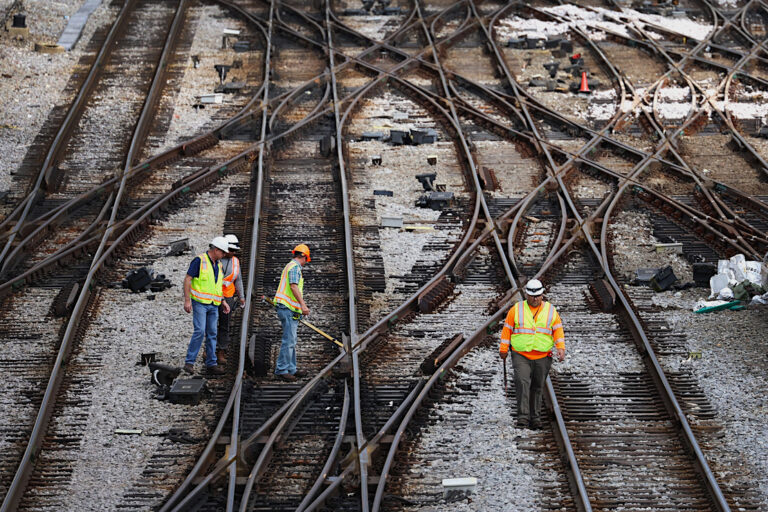 Rail Workers Betrayed By Biden & The “Squad”